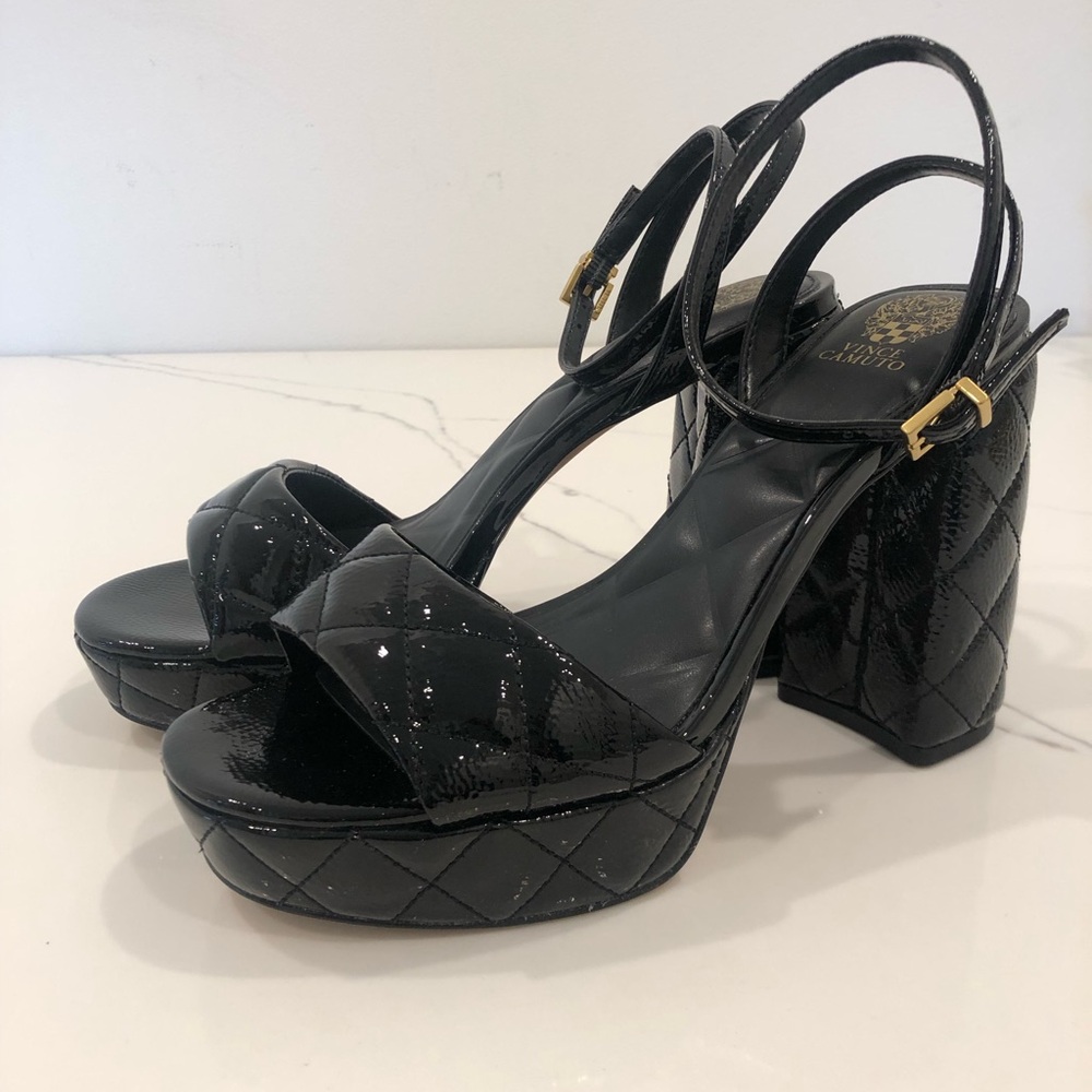Vince Camuto “Pendry” Black Quilted Patent Platform Sandals